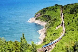 El tren Thong Nhat atraviesa el paso de Hai Van entre Hue y Da Nang. (Foto: Lonely Planet)
